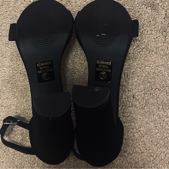 Open Toe Heels - Picture 4 of 5